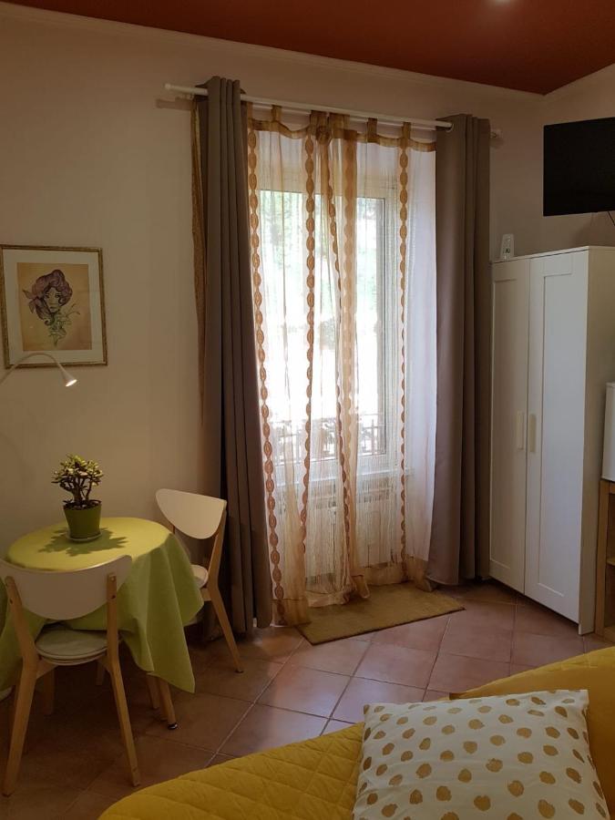 Le Tre Sorelle A Testaccio Rome Bagian luar foto