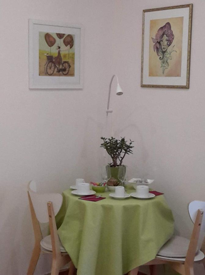 Le Tre Sorelle A Testaccio Rome Bagian luar foto
